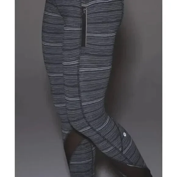 Lululemon Inspire Tight II Mesh Cyber Black Deep Coal 6 - Picture 3 of 10